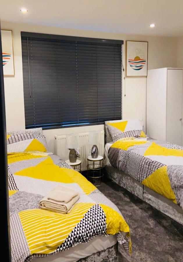 Green Lantern, Private En-suite Double Bedroom Aveley Buitenkant foto